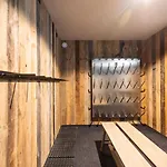 Nova Gosta Montafon Neu By Pferd Auf Wolke アパート