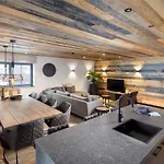 Nova Gosta Montafon Neu By Pferd Auf Wolke * ガシュルン