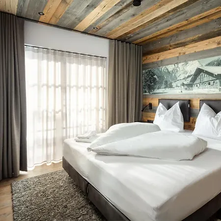 Nova Gosta Montafon Neu By Pferd Auf Wolke Gaschurn